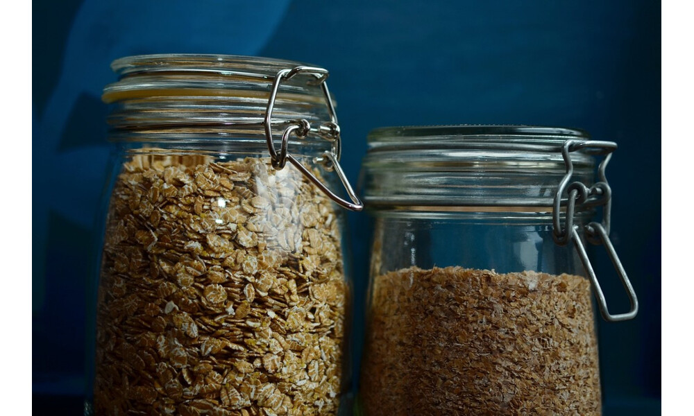 Płatki drożdżowe nieaktywne – cenny składnik diety nie tylko wegańskiej