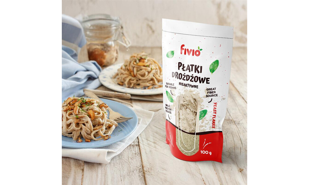 Płatki drożdżowe nieaktywne – co to jest i do czego ich używać w kuchni?