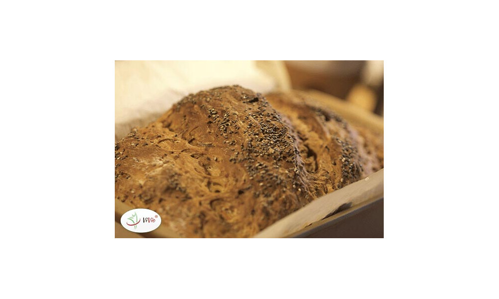 Nasiona chia, czyli zdrowy dodatek do pieczywa. Wypróbuj 3 przepisy na chleb z dodatkiem szałwi hiszpańskiej!