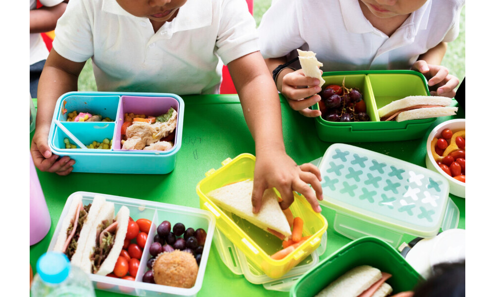 Zdrowa dieta dziecka w wieku szkolnym – odpowiadamy na najważniejsze pytania!