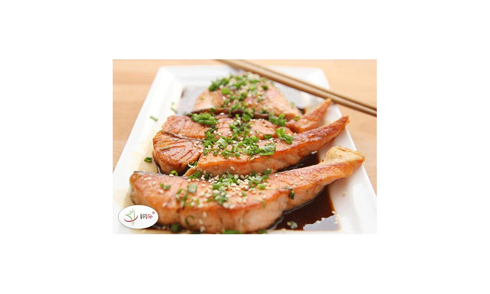 Łosoś z miodem i chilli – sprawdzony przepis!