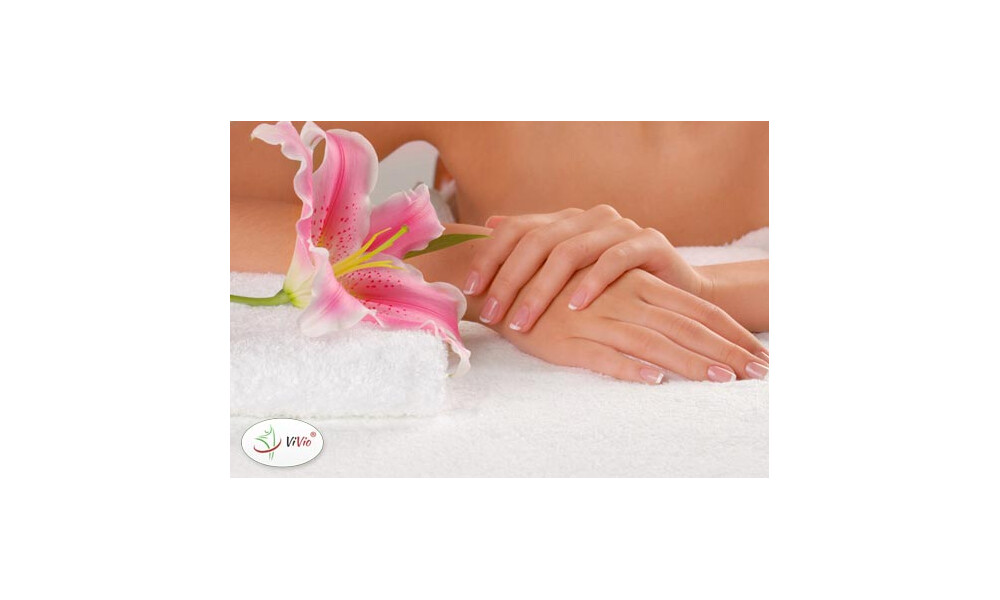 Zmiany na paznokciach. Co oznaczają? Kiedy udać się do lekarza?